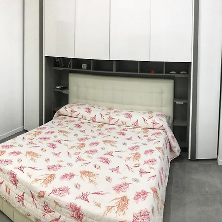 住宿加早餐酒店 Il Corallo 圣贝内代托-德尔特龙托