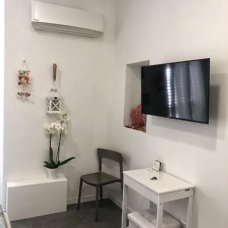 住宿加早餐酒店 Il Corallo 圣贝内代托-德尔特龙托